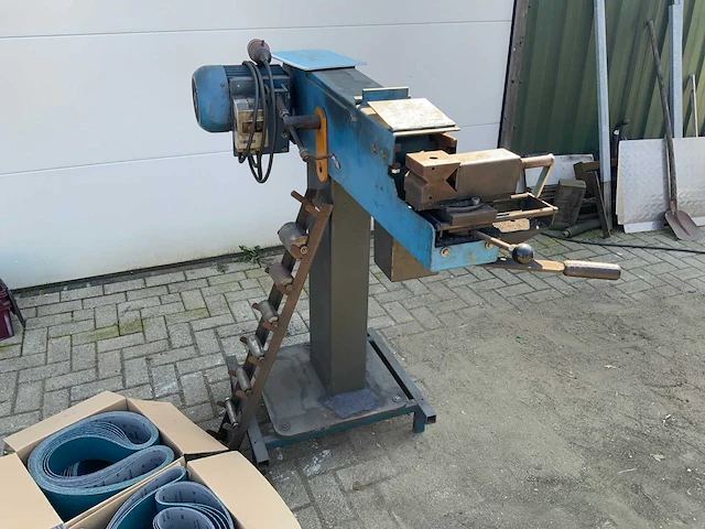 1996 almi al100u pijpuitslijpmachine - afbeelding 1 van  11