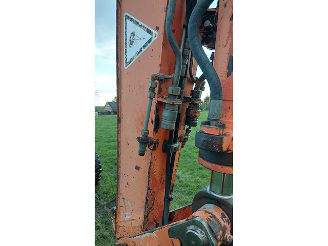 1996 atlas 1104 banden graafmachine - afbeelding 2 van  25