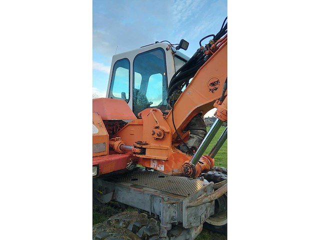 1996 atlas 1104 banden graafmachine - afbeelding 8 van  25