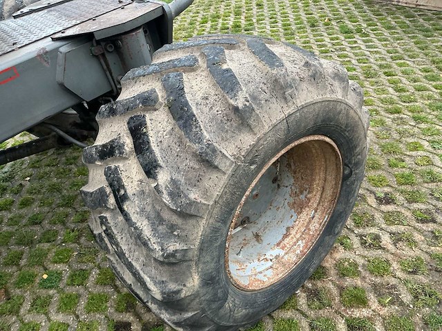 1996 atlas 1304 banden graafmachine - afbeelding 27 van  53