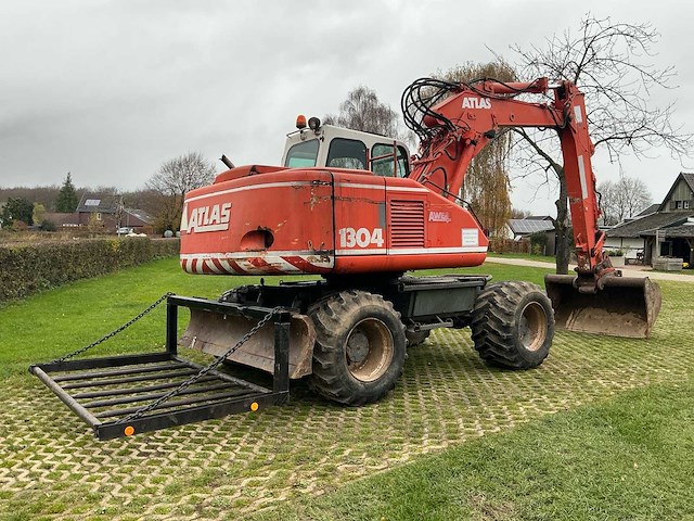 1996 atlas 1304 banden graafmachine - afbeelding 45 van  53