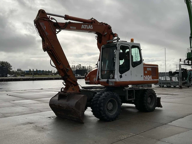 1996 atlas 1404 banden graafmachine - afbeelding 1 van  26