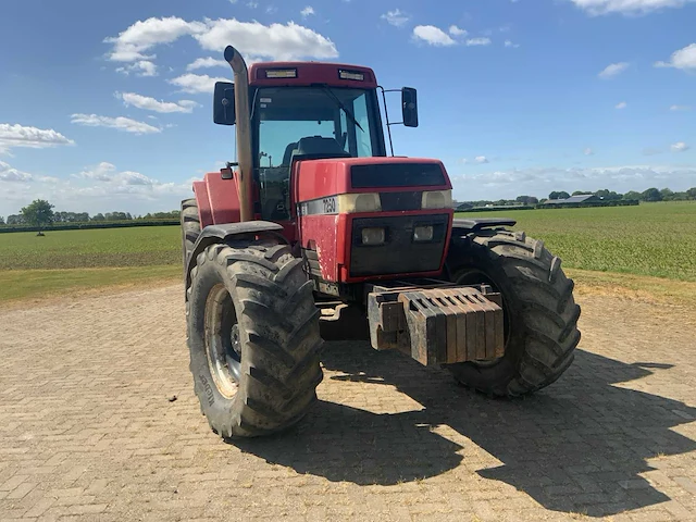 1996 case ih 7250 magnum vierwielaangedreven landbouwtractor - afbeelding 2 van  37