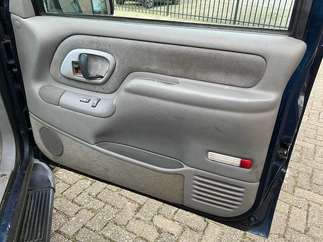 1996 chevrolet tahoe 4x4 personenauto - afbeelding 19 van  40