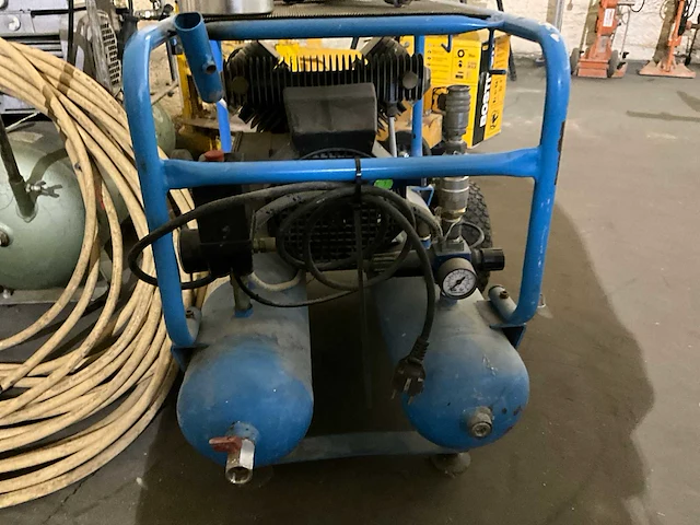 1996 creemers 220 luchtcompressor - afbeelding 14 van  15