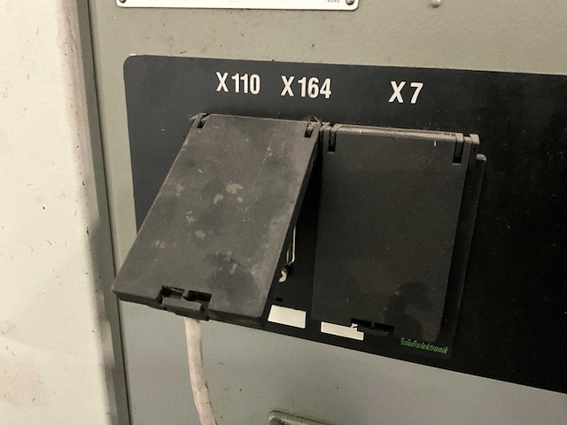 1996 deckel maho dmc70v 3-assige cnc verticale bewerkingcentrum - afbeelding 21 van  37