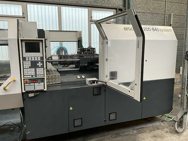 1996 demag ergotech 200-840 spuitgietmachine - afbeelding 28 van  32