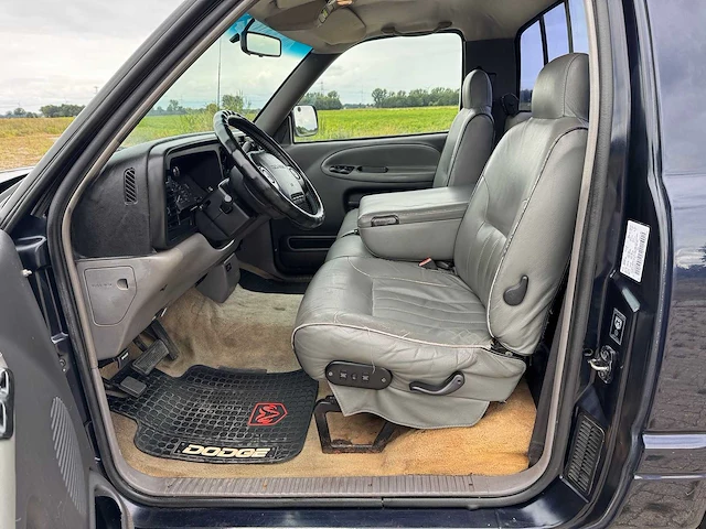 1996 dodge ram 1500 single cab short bed v8 - afbeelding 9 van  26