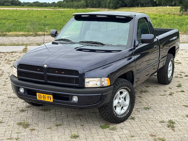 1996 dodge ram 1500 single cab short bed v8 - afbeelding 17 van  26
