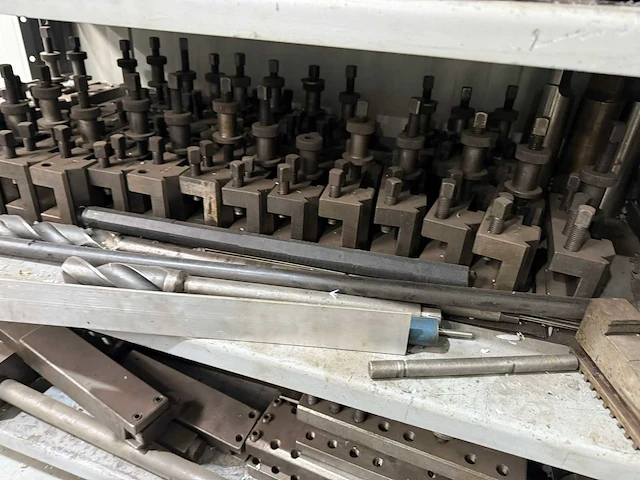 1996 est ticino et-bm 520 ct cnc draaibank v.v. opspangereedschap en toebehoren - afbeelding 24 van  31