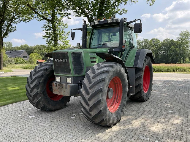 1996 fendt favorit 818 vierwielaangedreven landbouwtractor - afbeelding 1 van  25