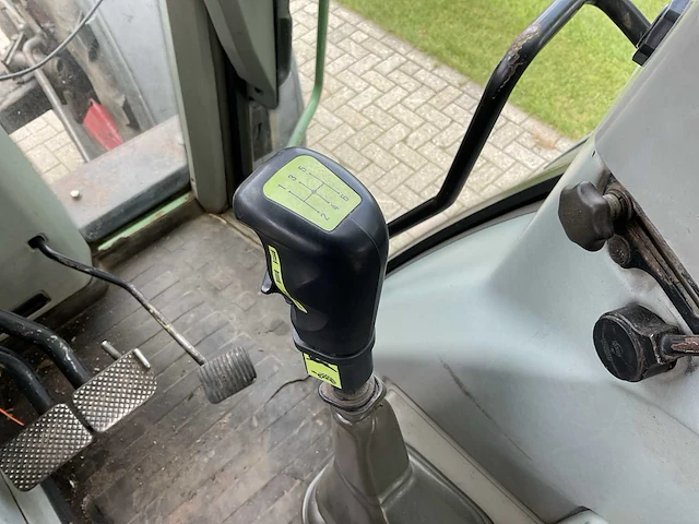 1996 fendt favorit 818 vierwielaangedreven landbouwtractor - afbeelding 15 van  25