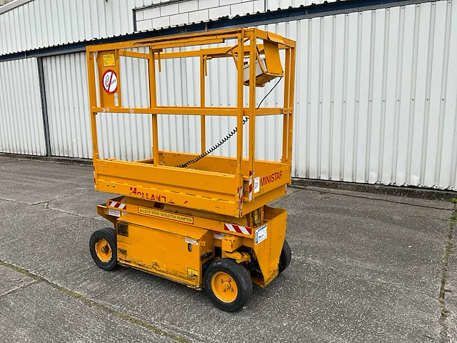 1996 holland lift ministar z45el8 schaarhoogwerker - afbeelding 1 van  13