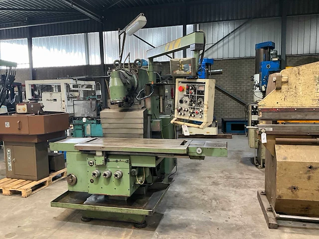1996 huvema fgs 32/40 t cnc freesmachine - afbeelding 1 van  17