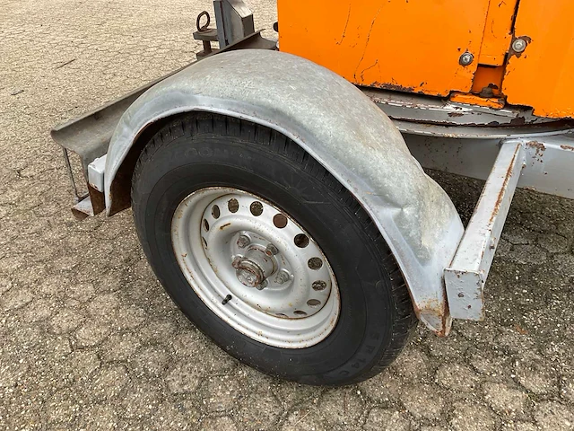1996 jensen a328 houthakselaar - afbeelding 6 van  17