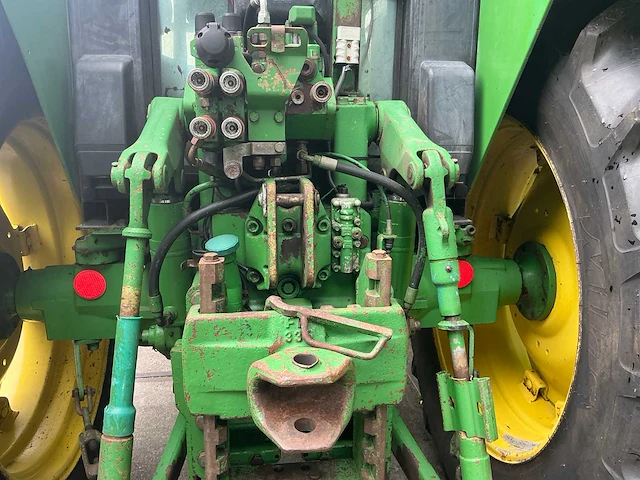 1996 john deere 6200 vierwielaangedreven landbouwtractor - afbeelding 4 van  30