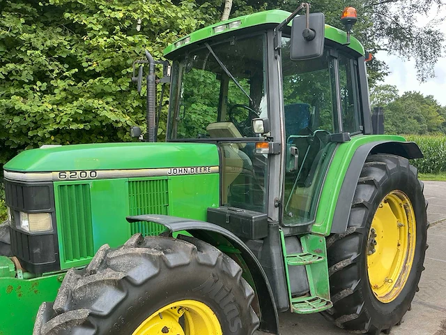 1996 john deere 6200 vierwielaangedreven landbouwtractor - afbeelding 7 van  30
