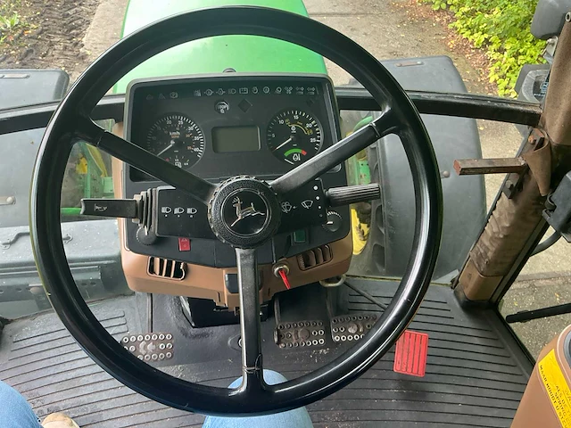 1996 john deere 6200 vierwielaangedreven landbouwtractor - afbeelding 20 van  30