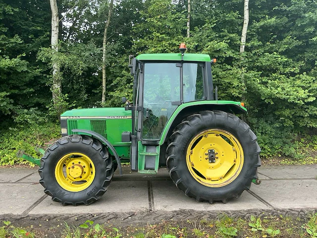 1996 john deere 6200 vierwielaangedreven landbouwtractor - afbeelding 25 van  30