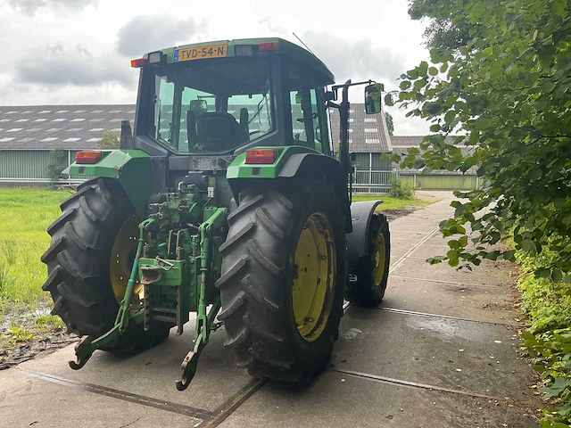 1996 john deere 6200 vierwielaangedreven landbouwtractor - afbeelding 28 van  30