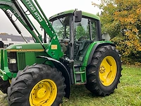 1996 john deere 6400 vierwielaangedreven landbouwtractor met voorlader - afbeelding 2 van  42