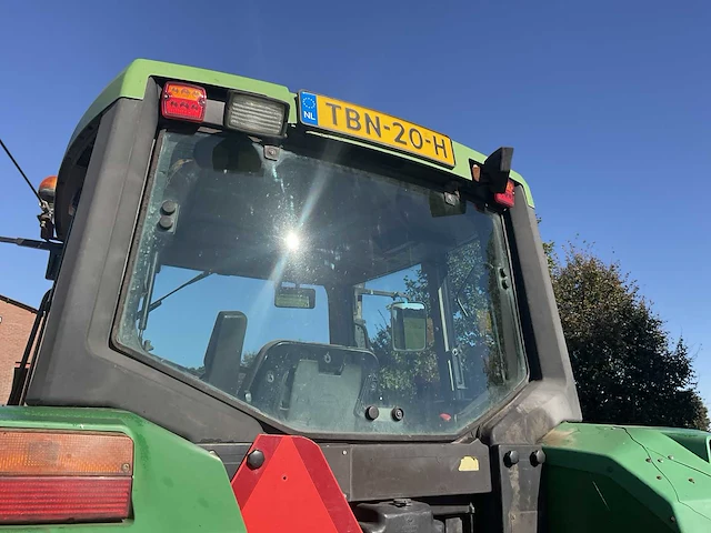 1996 john deere 6900 vierwielaangedreven landbouwtractor - afbeelding 6 van  36