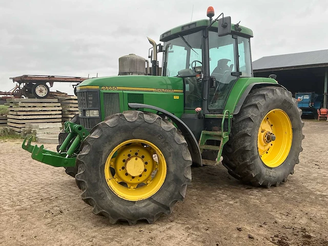 1996 john deere 7700 vierwielaangedreven landbouwtractor - afbeelding 2 van  47