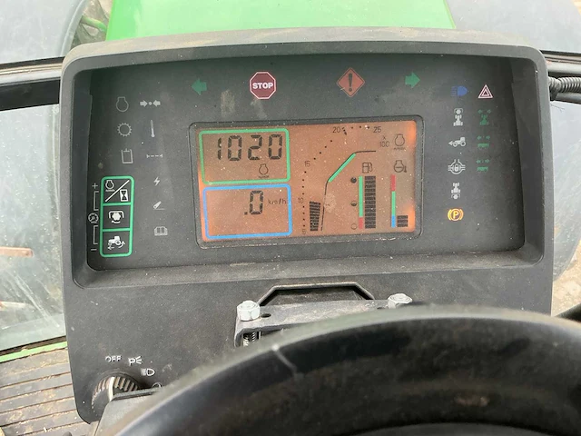 1996 john deere 7700 vierwielaangedreven landbouwtractor - afbeelding 11 van  47