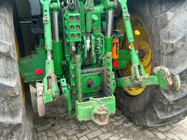1996 john deere 7700 vierwielaangedreven landbouwtractor - afbeelding 33 van  47