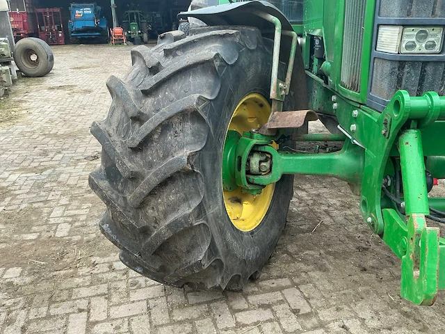 1996 john deere 7700 vierwielaangedreven landbouwtractor - afbeelding 35 van  47