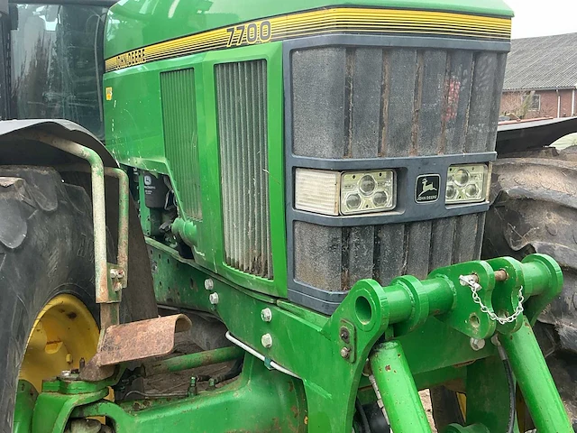1996 john deere 7700 vierwielaangedreven landbouwtractor - afbeelding 37 van  47