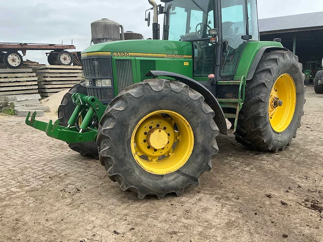 1996 john deere 7700 vierwielaangedreven landbouwtractor - afbeelding 46 van  47