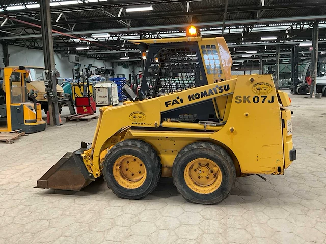 1996 komatsu sk07j schranklader - afbeelding 19 van  21