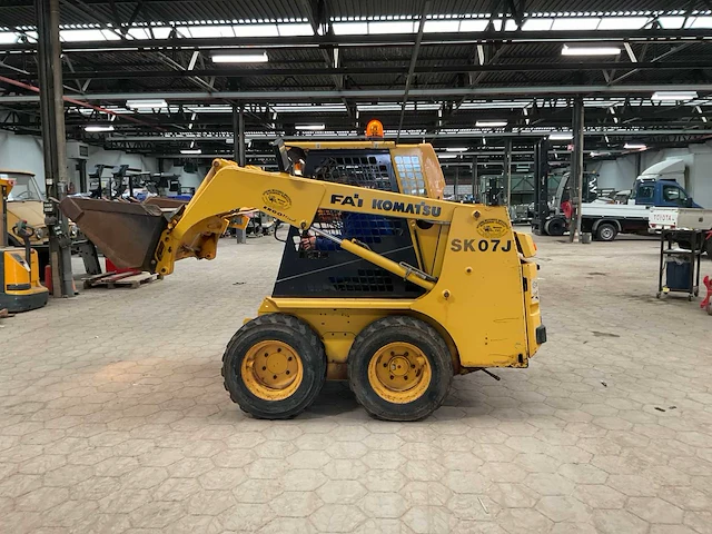 1996 komatsu sk07j schranklader - afbeelding 21 van  21