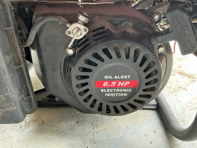 1996 kraftwelle 6500 generator - afbeelding 2 van  10