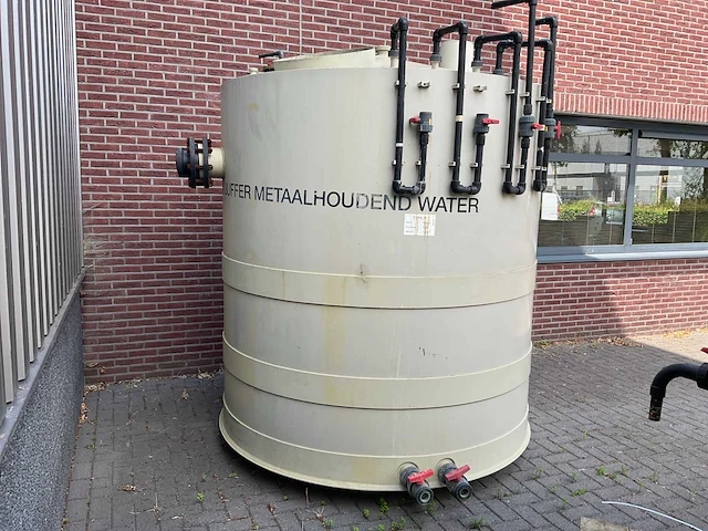 1996 krüger verticale opslagtank - afbeelding 3 van  5