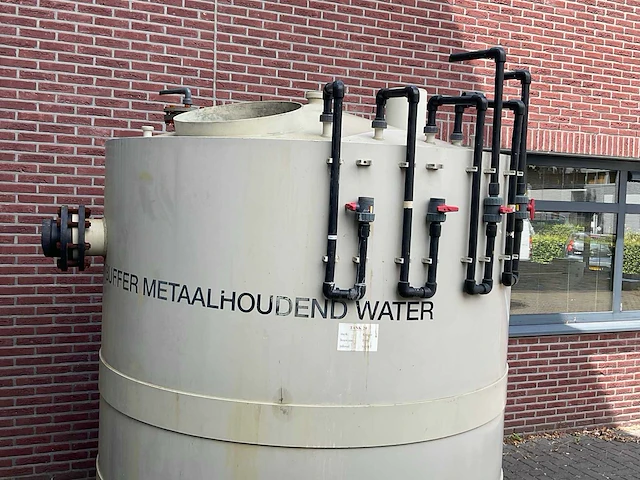 1996 krüger verticale opslagtank - afbeelding 4 van  5