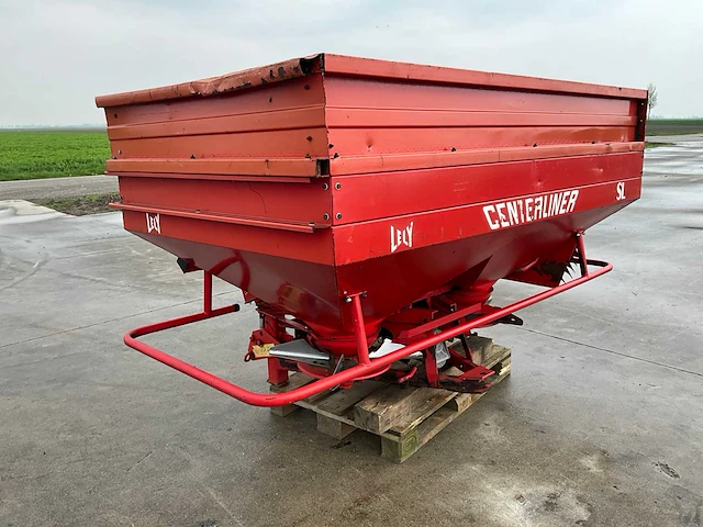 1996 lely centerliner sl kunstmeststrooier - afbeelding 18 van  19