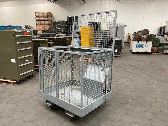 1996 menrath agz/vz rolcontainer - afbeelding 1 van  12