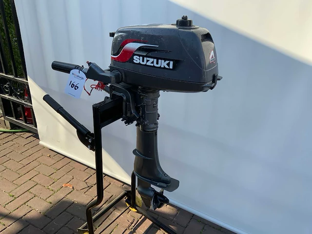 1996 suzuki dt 4 buitenboordmotor - afbeelding 1 van  7
