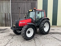 1996 valmet 6400 vierwielaangedreven landbouwtractor - afbeelding 1 van  27