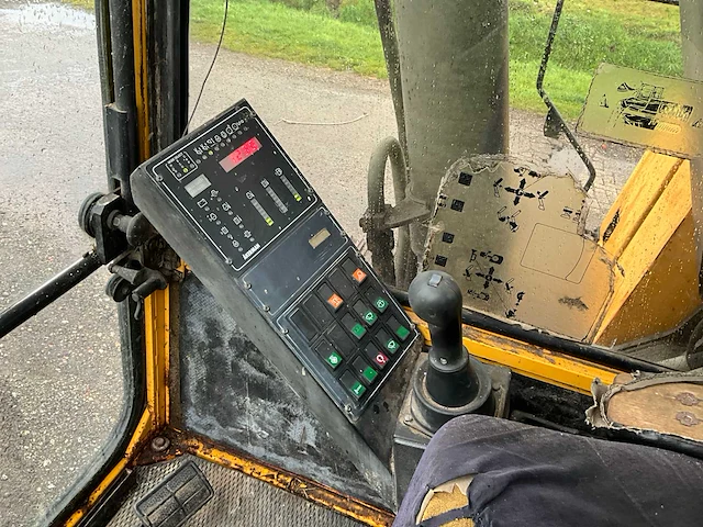 1996 volvo ec200 rupsgraafmachines - afbeelding 19 van  36