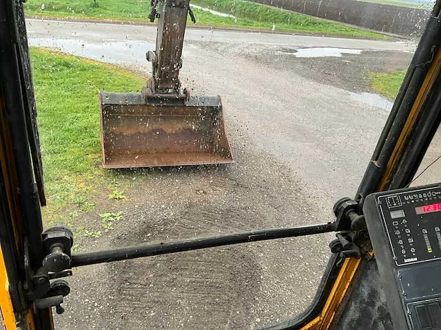 1996 volvo ec200 rupsgraafmachines - afbeelding 20 van  36