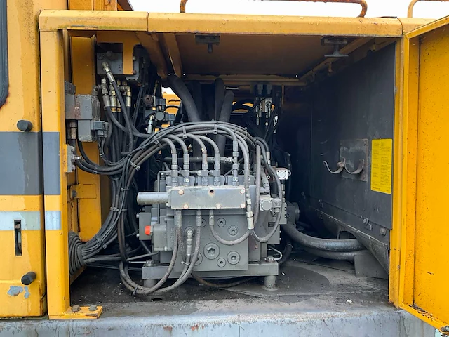 1996 volvo ec200 rupsgraafmachines - afbeelding 22 van  36