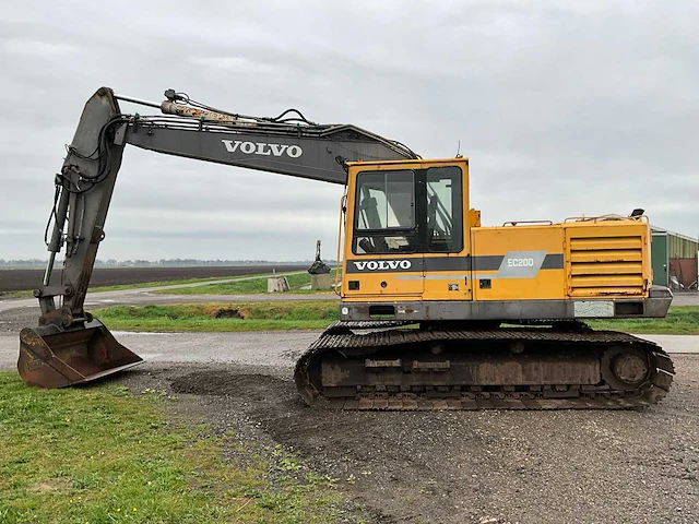1996 volvo ec200 rupsgraafmachines - afbeelding 32 van  36