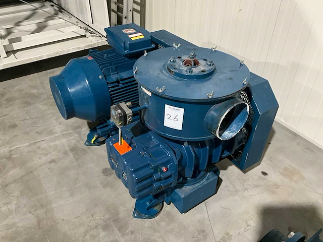 1997 aerzen gm80l lobbenblower - afbeelding 1 van  9