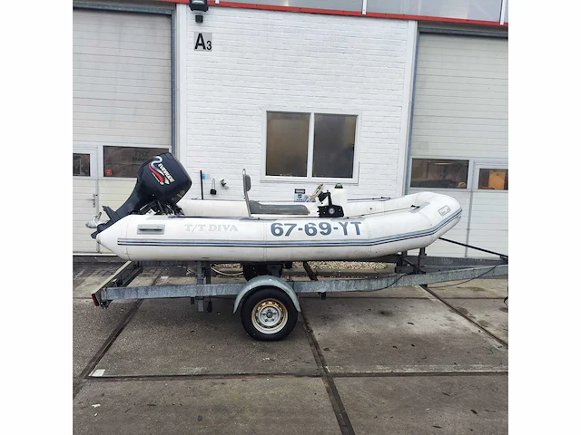 1997 avon 4.01 r.i.b. rubberboot met trailer - afbeelding 2 van  5