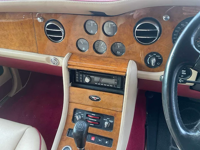 1997 bentley turbo rt lwb sedan 4 door saloon personenauto - afbeelding 25 van  37