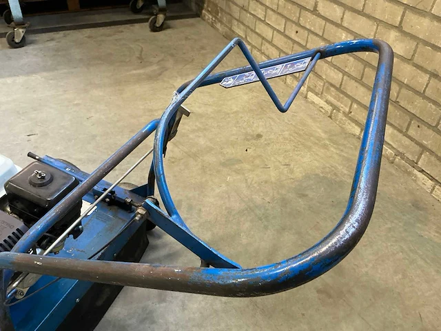 1997 bluebird f20b verticuteermachine - afbeelding 3 van  15