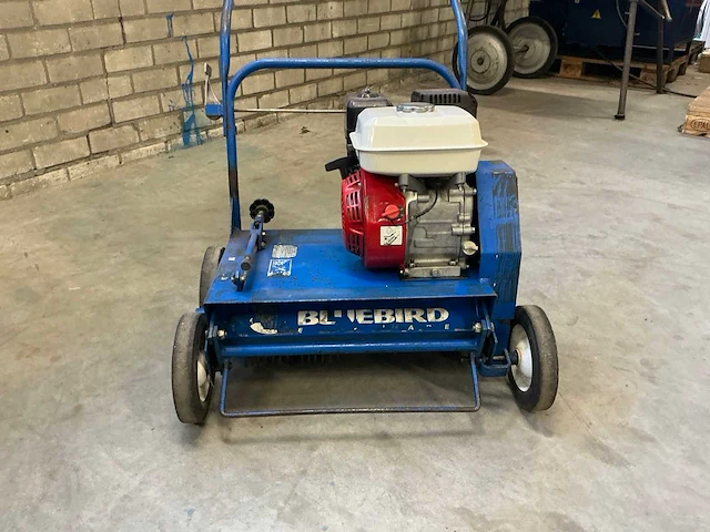 1997 bluebird f20b verticuteermachine - afbeelding 11 van  15